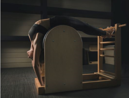 8:1 기구필라테스 (금 11:00-11:50)